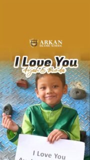 "I love you ayah & bunda 🥰
Terima kasih untuk Doa, Cinta & Pengorbanan yang tak pernah habis