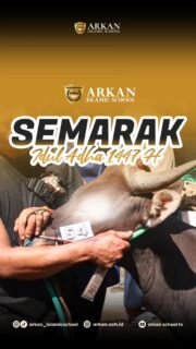 🌙✨ SEMARAK IDUL ADHA 1447 H ✨🌙

Hari Raya Idul Adha mengajarkan kita tentang keikhlasan, pengorbanan, dan kepedulian terhadap sesama. Mari jadikan momen penuh berkah ini sebagai sarana untuk meningkatkan ketakwaan, mempererat ukhuwah, serta berbagi kebahagiaan kepada mereka yang membutuhkan.

Semoga setiap amal ibadah, kurban, dan doa yang kita panjatkan diterima oleh Allah Subhanahu wa Ta'ala serta membawa keberkahan bagi keluarga, sahabat, dan lingkungan sekitar.

🕌 Selamat Hari Raya Idul Adha 1447 Hijriah

تَقَبَّلَ اللهُ مِنَّا وَمِنْكُمْ

"Semoga Allah Subhanahu wa Ta'ala menerima amal ibadah kami dan amal ibadah kalian."

Mari tebarkan semangat berbagi, memperkuat persaudaraan, dan menumbuhkan rasa syukur atas segala nikmat yang Allah Subhanahu wa Ta'ala berikan.

#IdulAdha1447H #SemarakIdulAdha #HariRayaKurban #BerbagiKebaikan #TebarKepedulian IdulAdhaMubarak