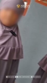 Kalau MPLS itu... apa yahh?

Seru, menyenangkan, berkesan, atau...?

Inilah jawaban spontan para peserta didik tentang pengalaman mereka selama Masa Pengenalan Lingkungan Sekolah di Arkan Islamic School. ✨

Tulis juga satu kata versimu di kolom komentar, ya! 👇

#sekolahislam #arkanislamicschool #sekolahfavorit #bekasi #sekolahsunnah