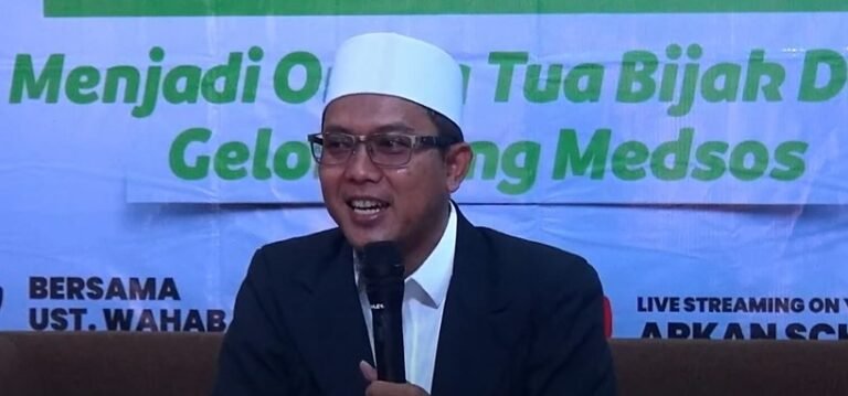 Parenting Akbar | Menjadi Orang Tua Bijak Diera Gelombang Medsos Bersama Ust. Wahab Rajasam, M.Pd